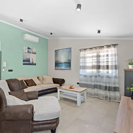 Vala By Interhome Casa vacanze Vodnjan